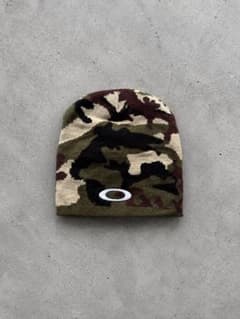 y*o様 90s 00s オークリー　迷彩　カモフラ　ニット帽 Oakley ロゴ入り ニット帽 迷彩 レア - メルカリ