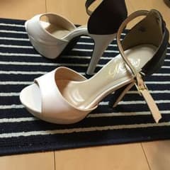 Ｍサイズ☆ハイヒールのサムネイル