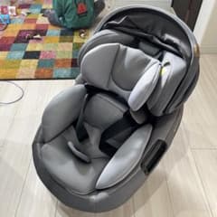 Combi チャイルドシート THE S ISOFIX 定価税抜69000円のサムネイル