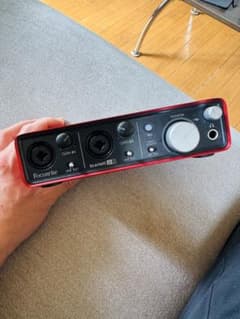 Focusrite Scarlett 2i2 1st genのサムネイル