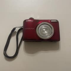 Nikon COOLPIX A10 レッド コンパクトデジカメ - メルカリ