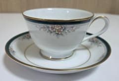 【ノリタケNoritake】ティーカップ・ソーサー ヴィラヘブンのサムネイル