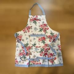 LAURA ASHLEY 花柄エプロンのサムネイル