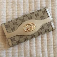 GUCCI 財布のサムネイル