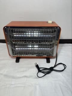 当時物 東芝電気ストーブ 昭和ストーブ レトロ暖房器具 SF-825T - メルカリ