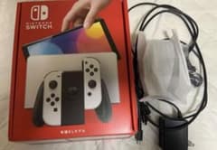 Nintendo Switch 本体 有機EL ホワイト ニンテンドーのサムネイル