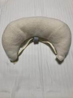 【ななな様専用】コンビ　ネムリラ　足元クッションのサムネイル