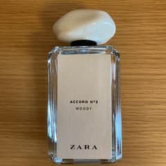 ZARA woody 香水のサムネイル