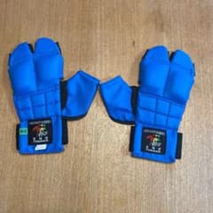 【クロモモ様　専用！】空手　東海堂の拳サポーターのサムネイル