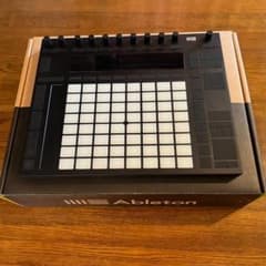 Ableton Push 2 MIDIコントローラー 塗装対策済みモデル美品 Ableton Push 2 MIDIコントローラー 塗装対策済みモデル美品 - メルカリ