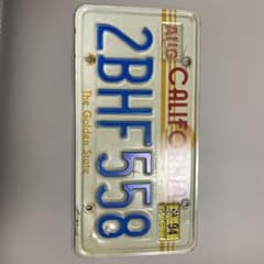 カリフォルニア州 ナンバープレート 2BHF558のサムネイル