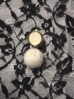 雪のようなファー✨マスクチャームのサムネイル