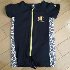 champion ロンパースのサムネイル