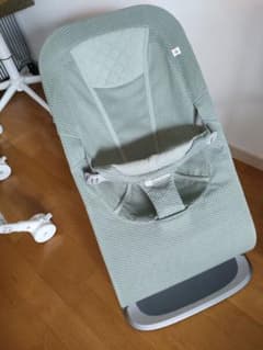 Ergobaby バウンサー メッシュ セージグリーンのサムネイル