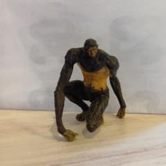 進撃の巨人 獣の巨人 フィギュアのサムネイル