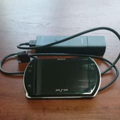 ＰＳＰ－ＧＯ   本体+充電ケーブルのサムネイル
