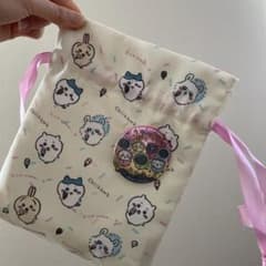 ちいかわ　巾着袋　ポーチのサムネイル