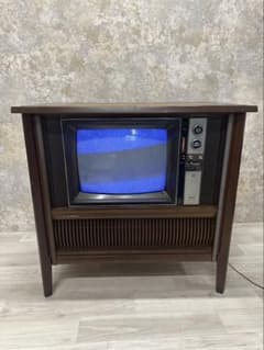 昭和レトロ 家具調ブラウン管テレビ 日立 コロンビア 昭和レトロ コロンビア C-203 ブラウン管テレビ - メルカリ