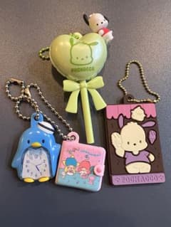 サンリオキャラクターズ ミニチュアチャーム 4点セットのサムネイル