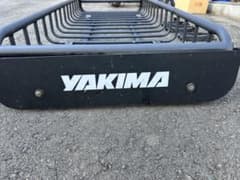YAKIMA スキニーウォーリアー　ルーフキャリア ブラック 取り付け金具付きのサムネイル