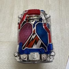 仮面ライダーラビットタンクスパーリングのサムネイル