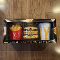 週末限定値下　マクドナルド エヴァンゲリオン バリューセット フィギュア