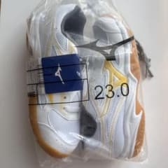 MIZUNO 体育館シューズ 23.0cm ホワイト イエローのサムネイル