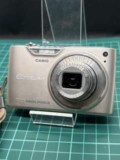 【動作確認済】CASIO カシオ EXILIM EX-Z450 レトロコンデジ CASIO（カシオ） EXILIM EX-Z450 コンパクトデジタルカメラ レッド 元