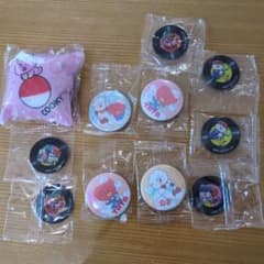BT21 쿠라 스시 콜라보레이션 캔 배지 아크릴 스티커 쿠션 매력