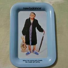 newbalance トレー （ノベルティー）のサムネイル