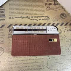 1959年発売当時は世界最小の2バンドラジオでした ソニー TR-714 - メルカリ