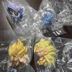 ドラゴンボール 超サイヤ人ゴッド フィギュアのサムネイル