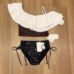 Chico チコ ダブルフリルワンショルトップス ショーツ 水着