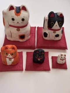 招き猫 置物5点セット はりこーシカのサムネイル