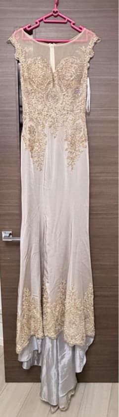 刺繍入りベージュロングドレス AngelRのサムネイル