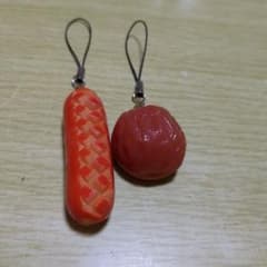 ウインナー　梅干し　食品サンプル　キーホルダー　ストラップのサムネイル