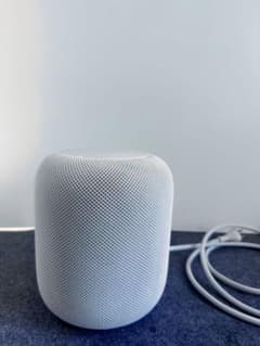 Apple HomePod (White, 1st Generation) 03