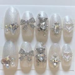 SALE ホワイトユニコーンラメ♡ビジューネイルのサムネイル