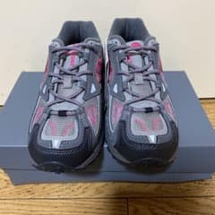 New Balance703 新品セール！！のサムネイル