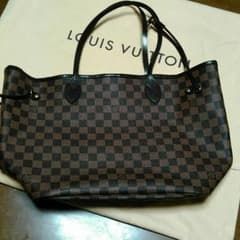 質店で購入!!正規品ネヴァーフルのサムネイル
