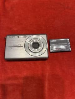完動品　CASIO EXILIM EX-Z75 デジタルカメラ 本体のサムネイル