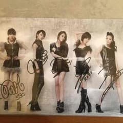 KARA 直筆サインのサムネイル