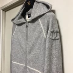 シャネル   パーカー　カシミヤ100%のサムネイル