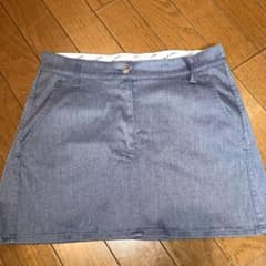 ミニスカートのサムネイル