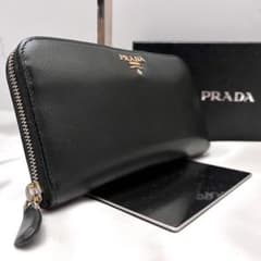 ◇美品◇プラダ 長財布 サフィアーノレザー ロゴ金具 ブラック