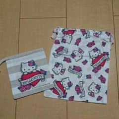 ハローキティ  巾着2枚のサムネイル