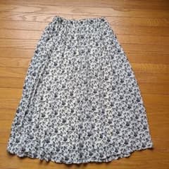 花柄プリーツスカート ホワイト系のサムネイル