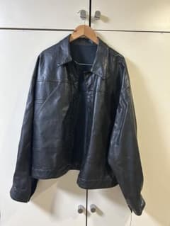 黒レザージャケット ボックスシルエットのサムネイル