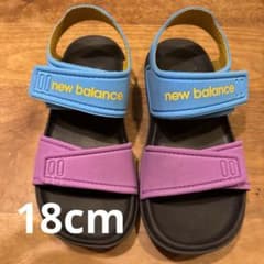 美品！ニューバランス　サンダル　18cmのサムネイル
