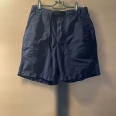 UNIQLO ナイロンショートパンツ ネイビー S